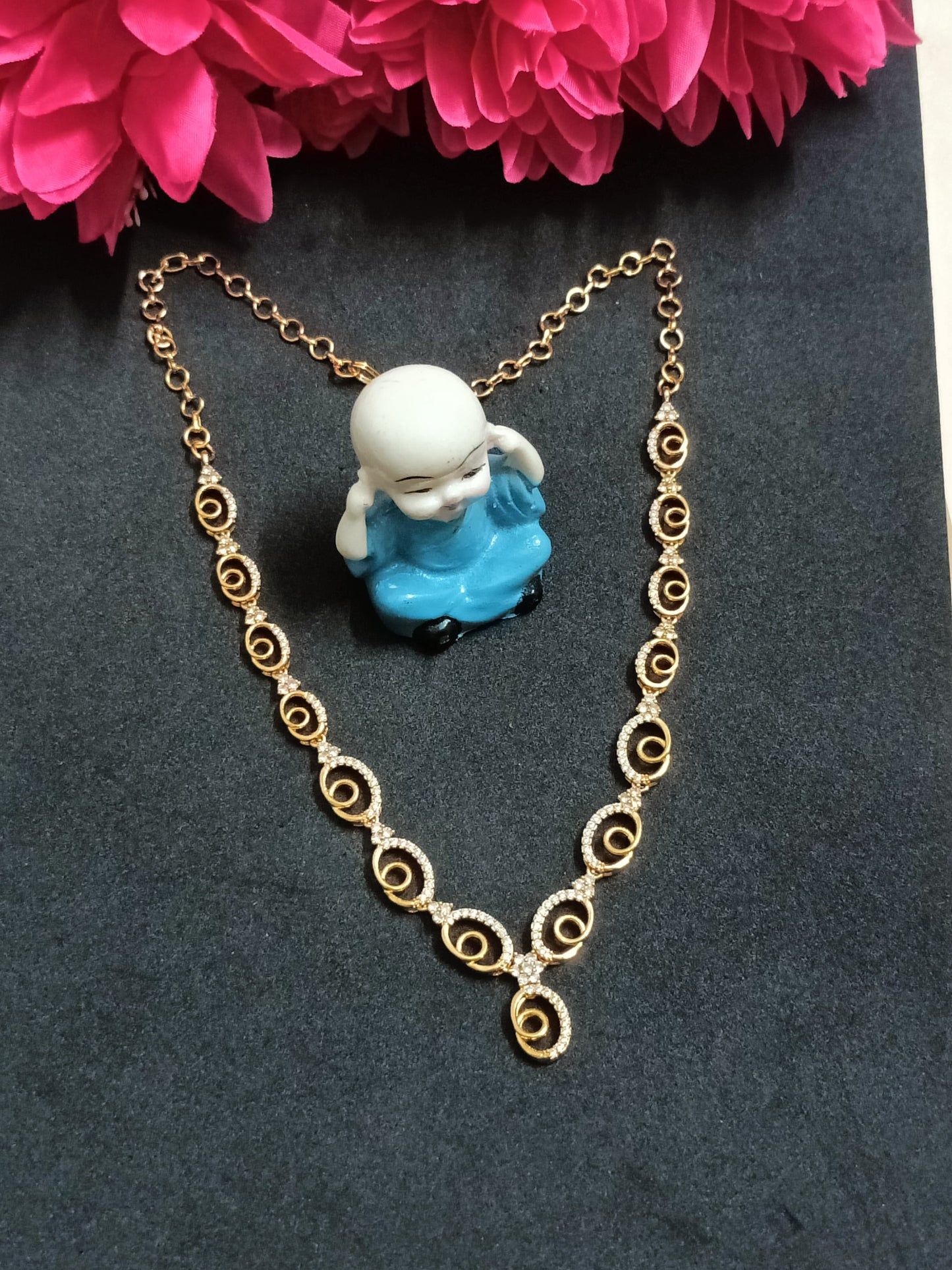 Beautiful Ad Diamond Stone Necklace with Earrings