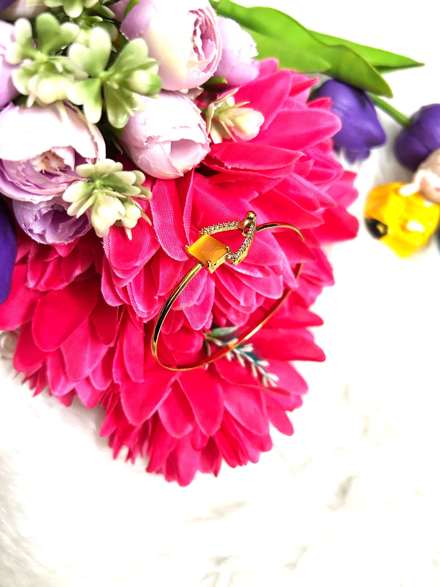 Beautiful Heart Bracelet Yellow Colour