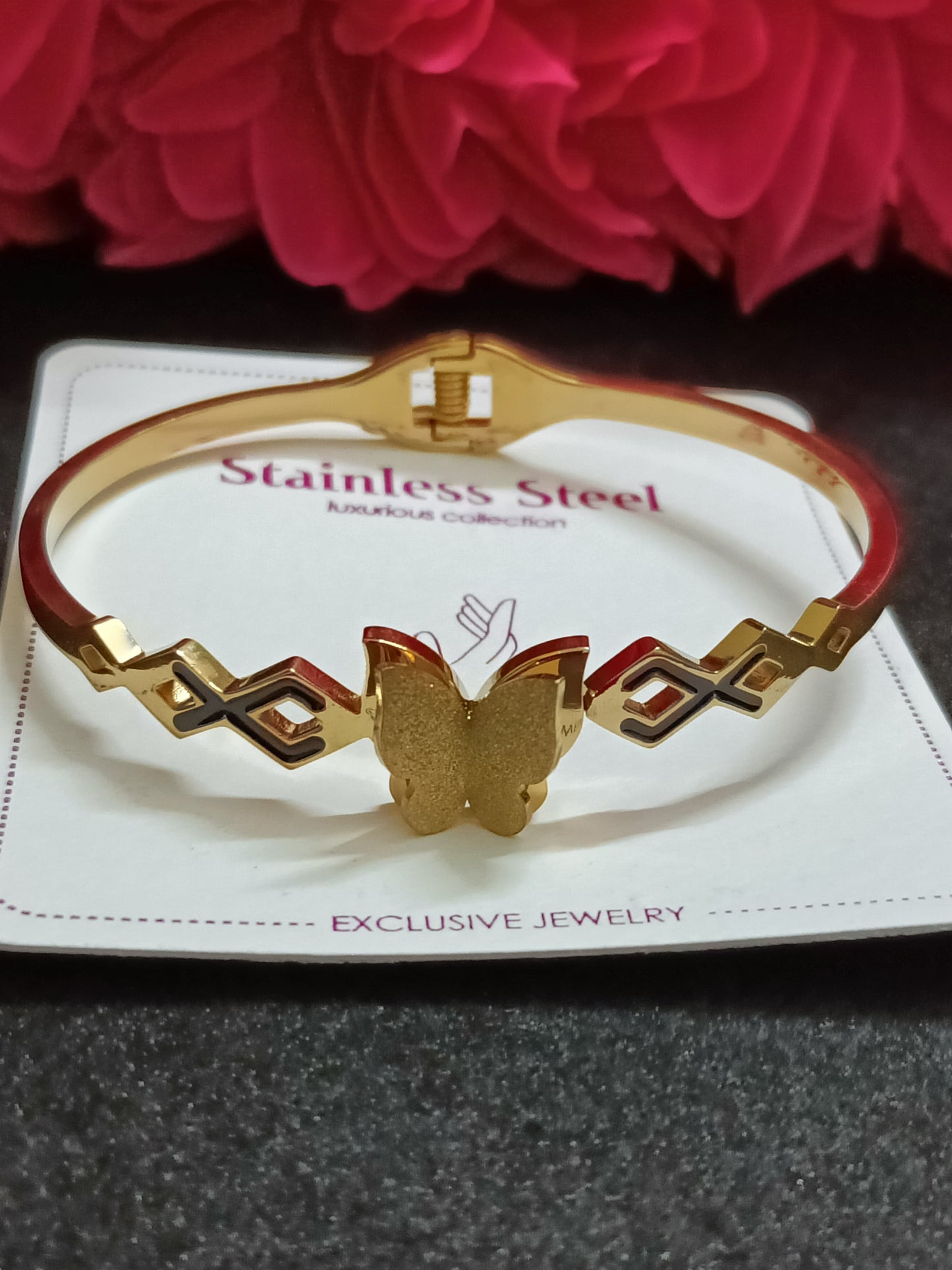 Trendy Butterfly Design Bracelet