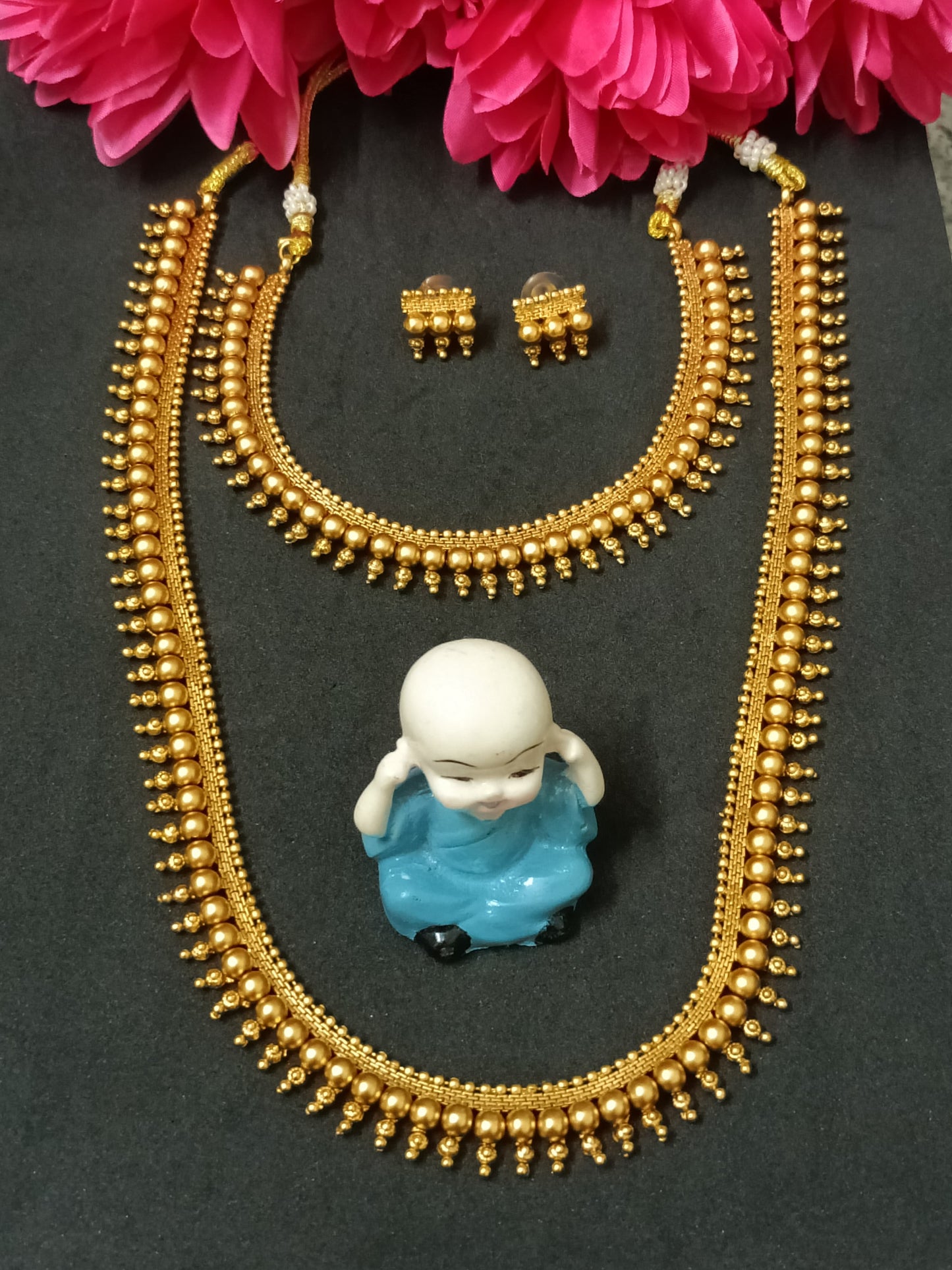 Simple and Elegant Necklace and Haram with Earrings