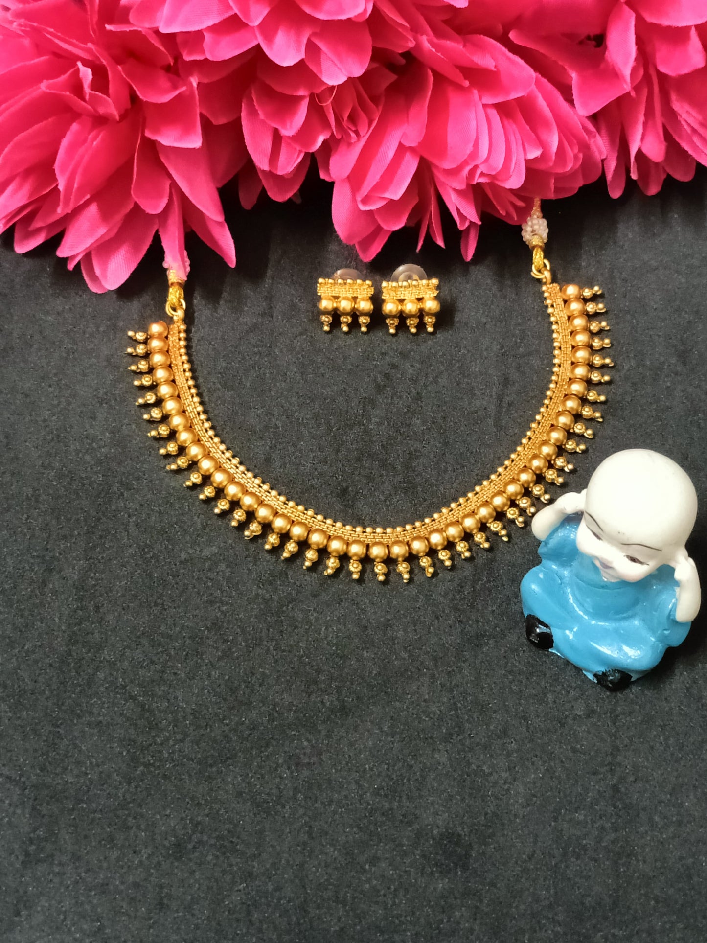 Simple and Elegant Necklace and Haram with Earrings