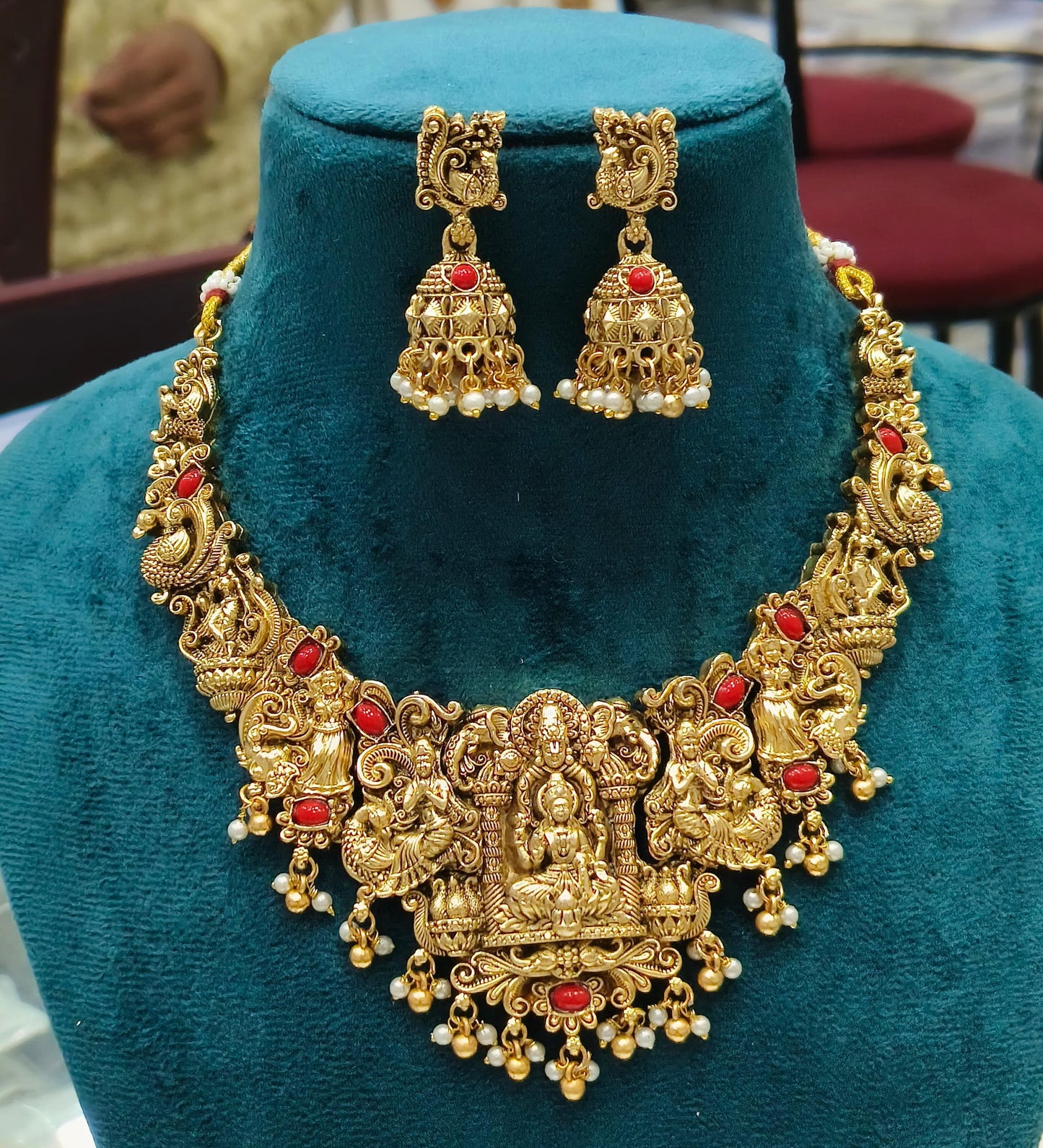 Lakshmi necklace With Jumkhas