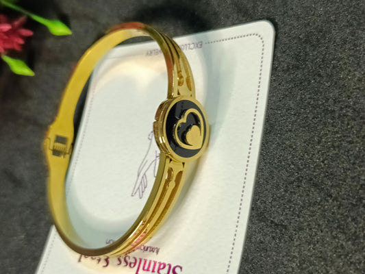 Unique Heart Trendy Gold Stainless Steel Braclets